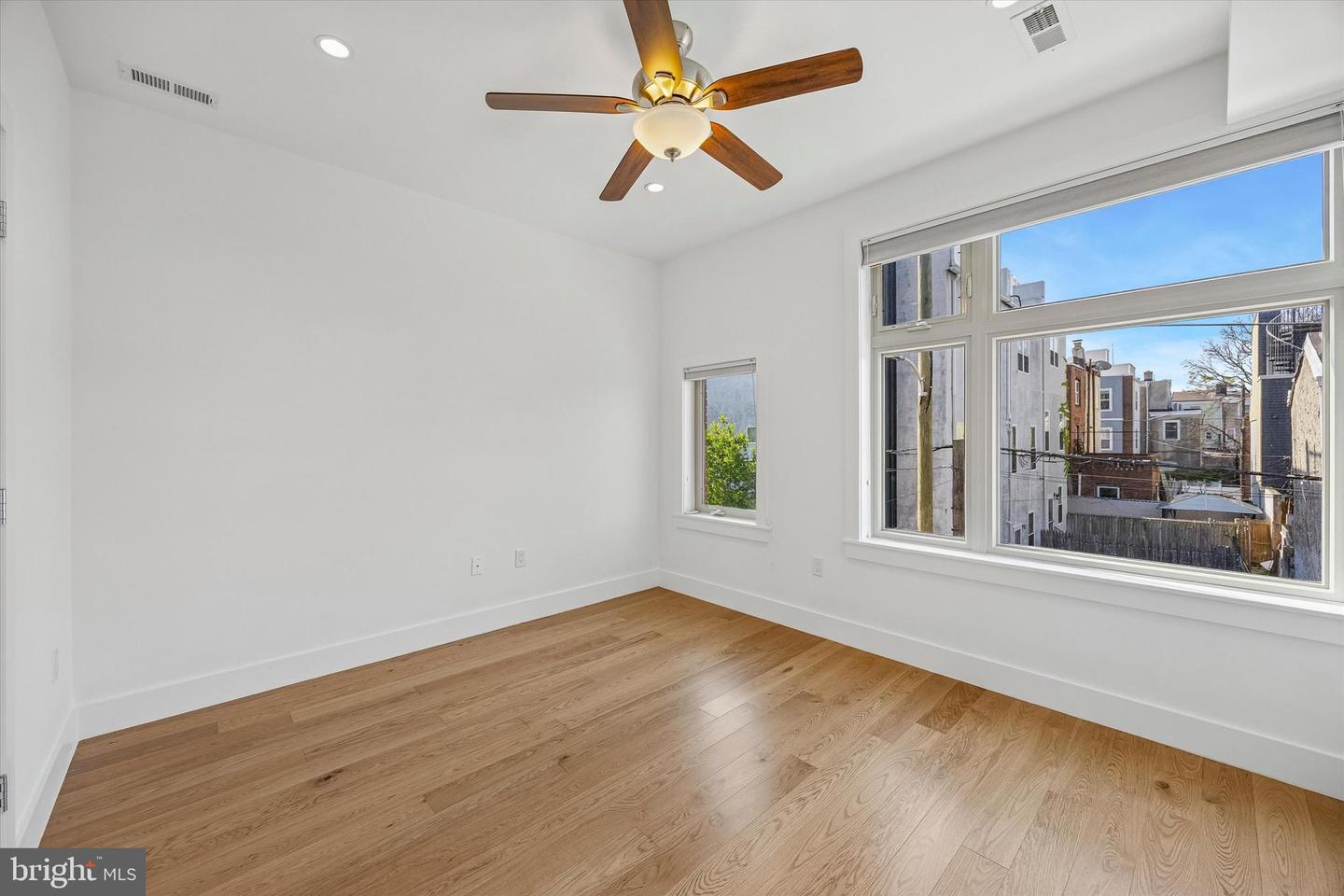 405 Greenwich St Property Photo 24