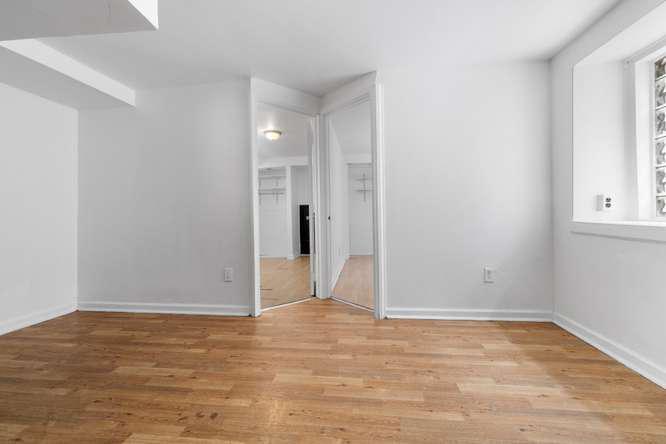 2210 Bryn Mawr Ave Property Photo 29