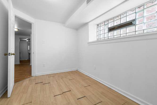 2210 Bryn Mawr Ave Property Photo 31