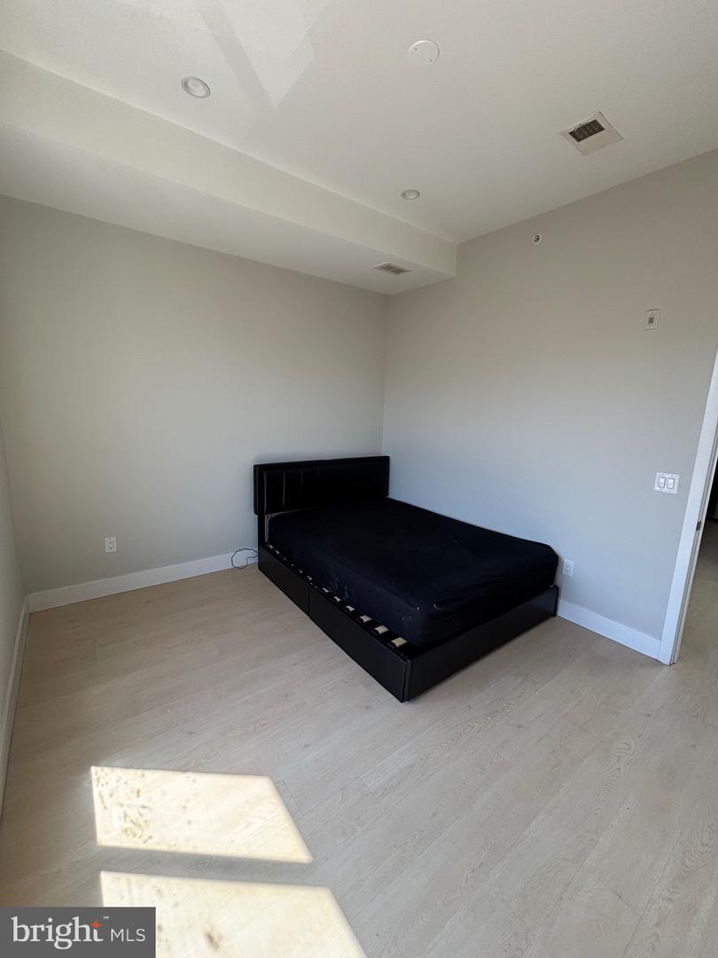 1809 Master St #3 Property Photo 6