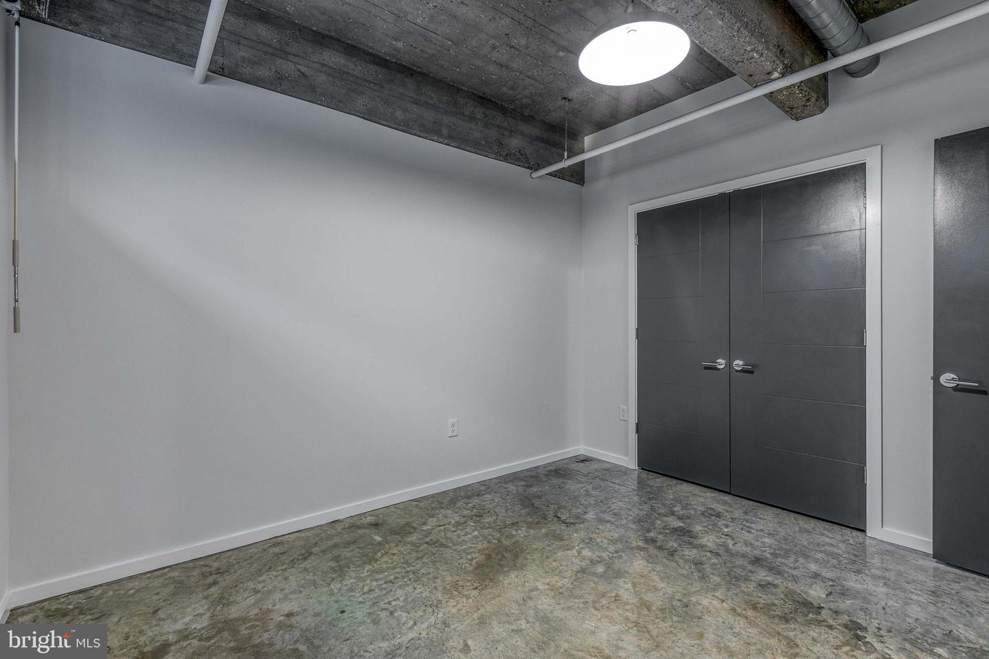 4800 Brown St #unit 108 Property Photo 11