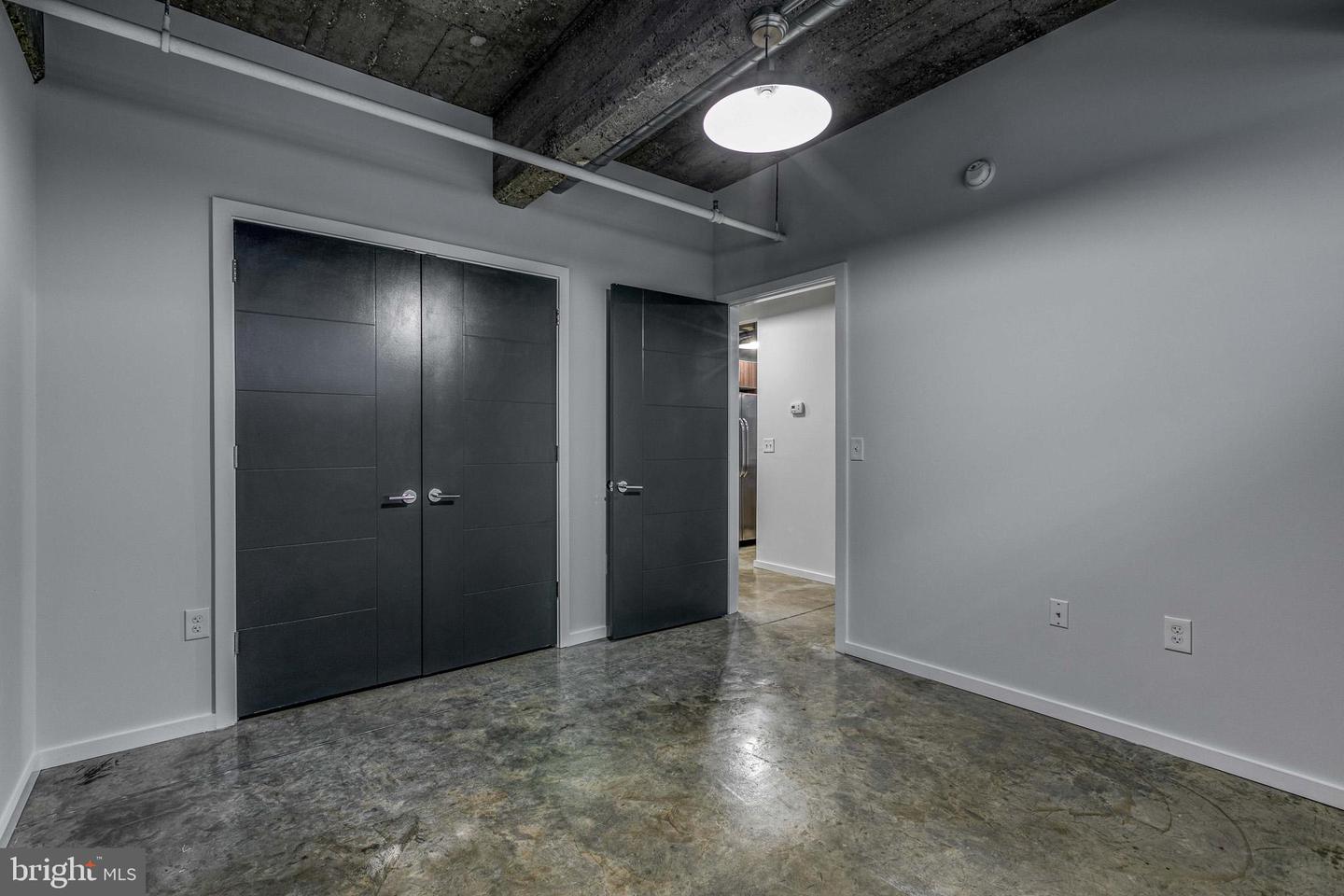 4800 Brown St #unit 108 Property Photo 12