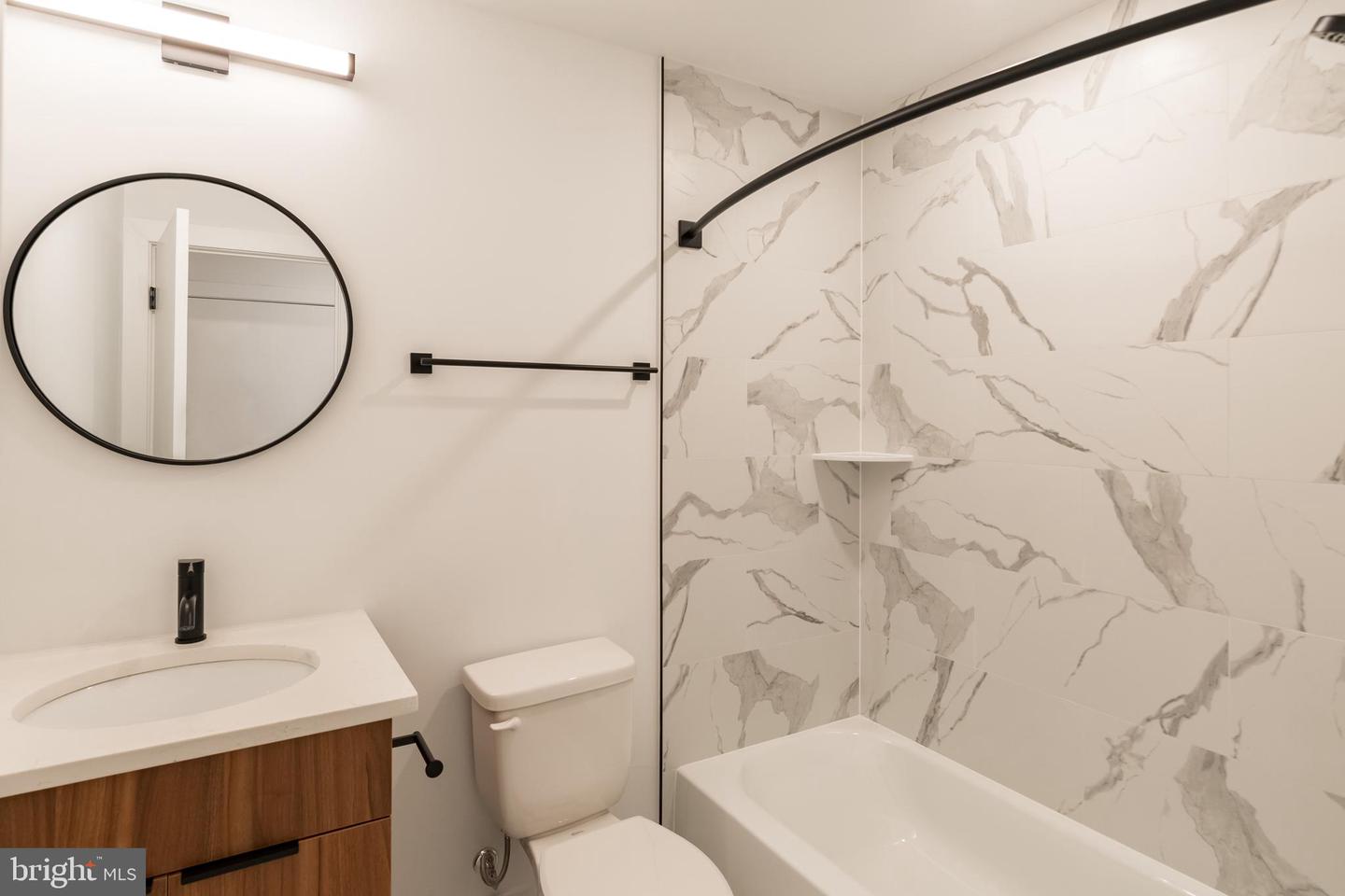 4408 Lancaster Ave #unit 301 Property Photo 11