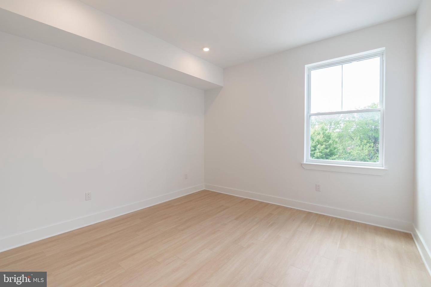 4408 Lancaster Ave #unit 301 Property Photo 12