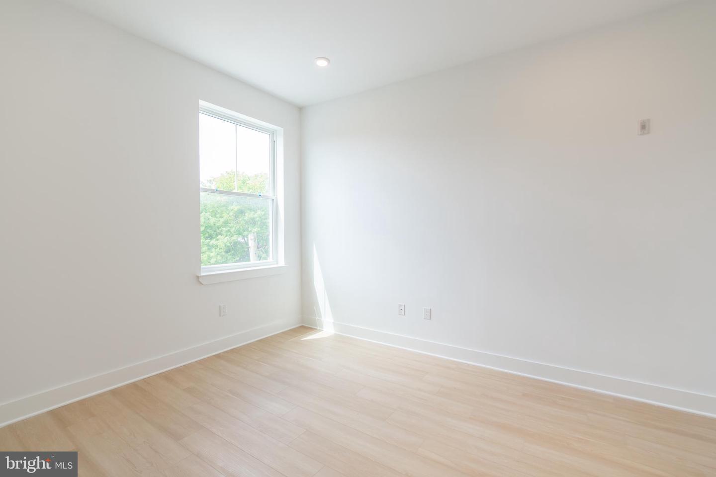 4408 Lancaster Ave #unit 301 Property Photo 15