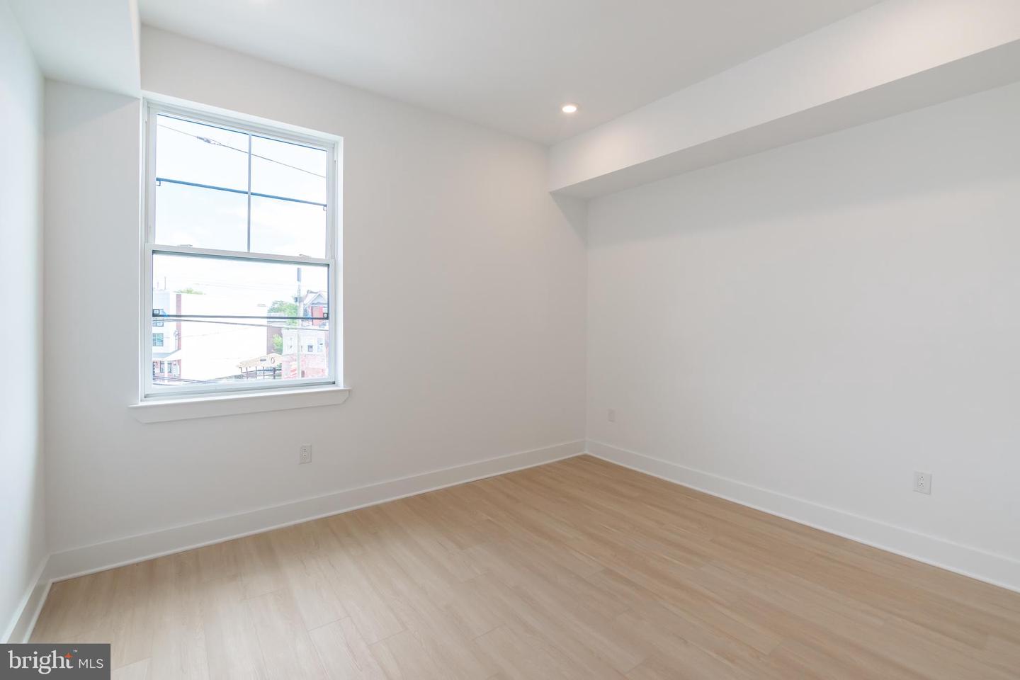 4408 Lancaster Ave #unit 301 Property Photo 17