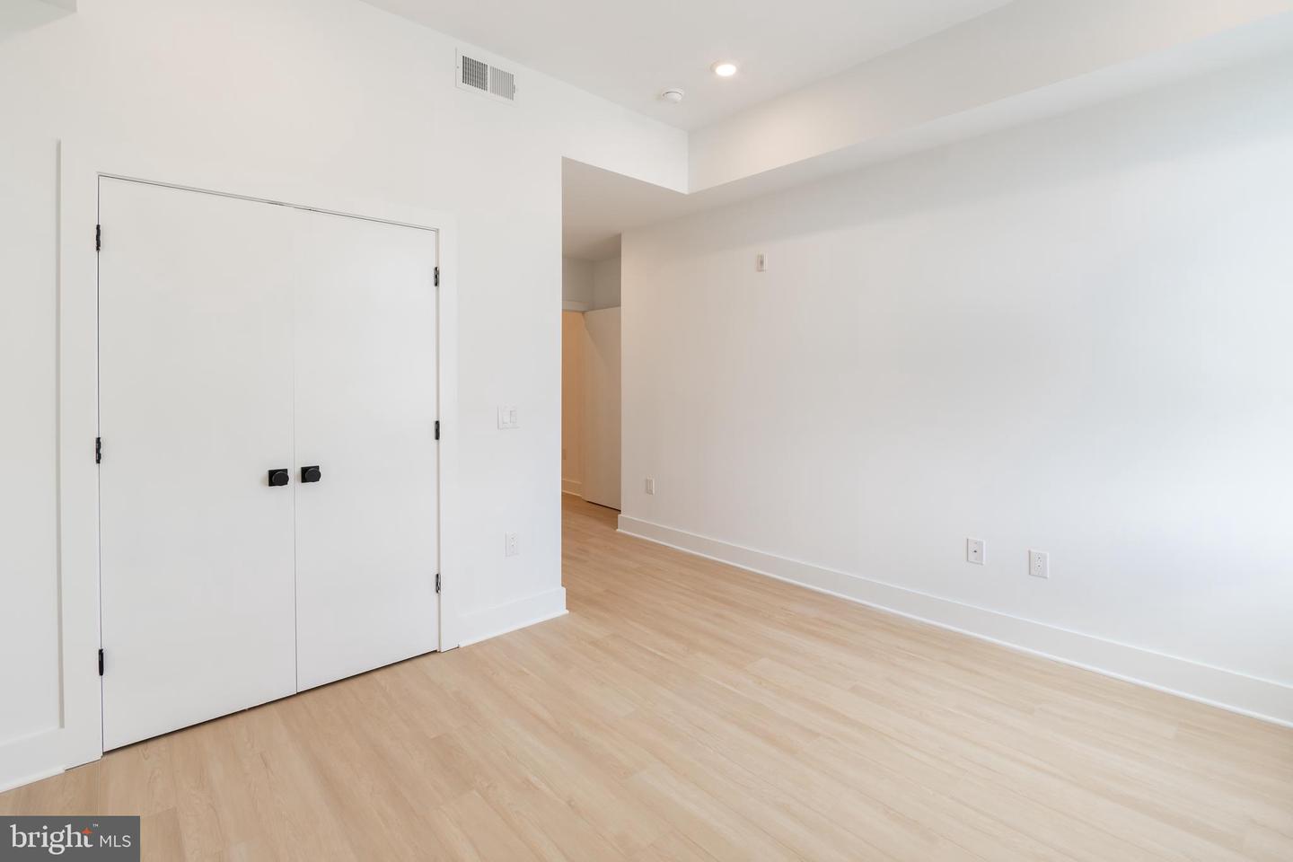 4408 Lancaster Ave #unit 301 Property Photo 19