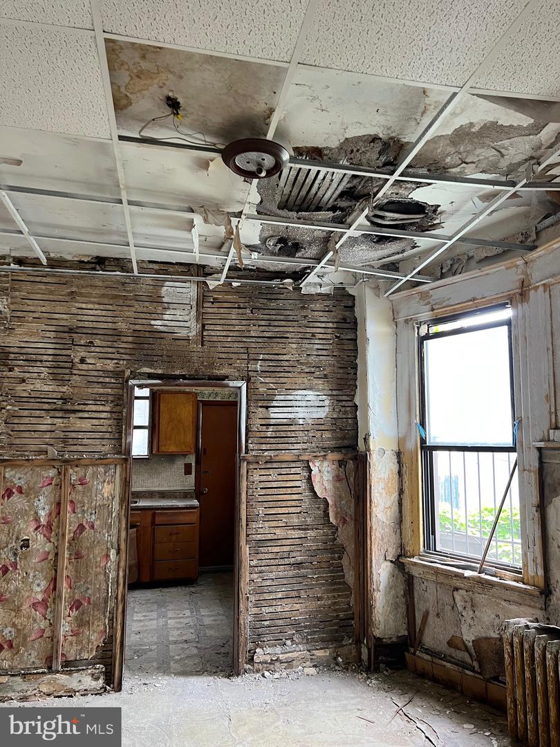838 Snyder Ave Property Photo 3