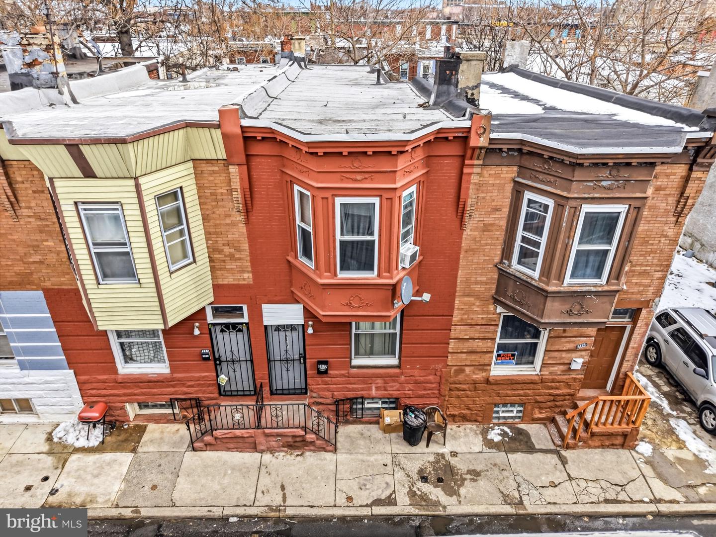 3117 Custer St Property Photo 1