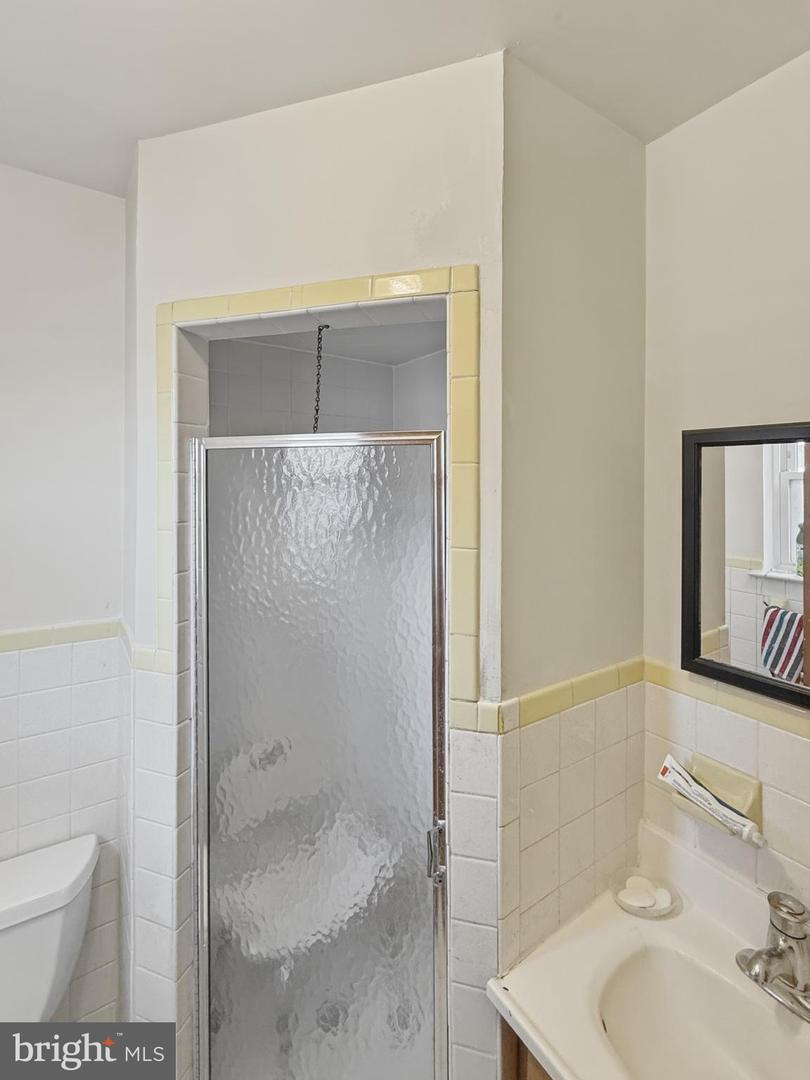 562 Larkspur St Property Photo 13