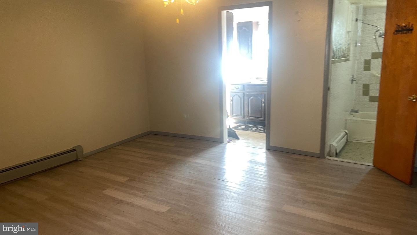 5403 Eadom St Property Photo 6