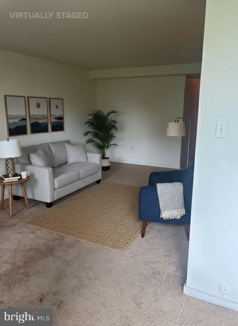 604-36 S Washington Sq #604 Property Photo 15