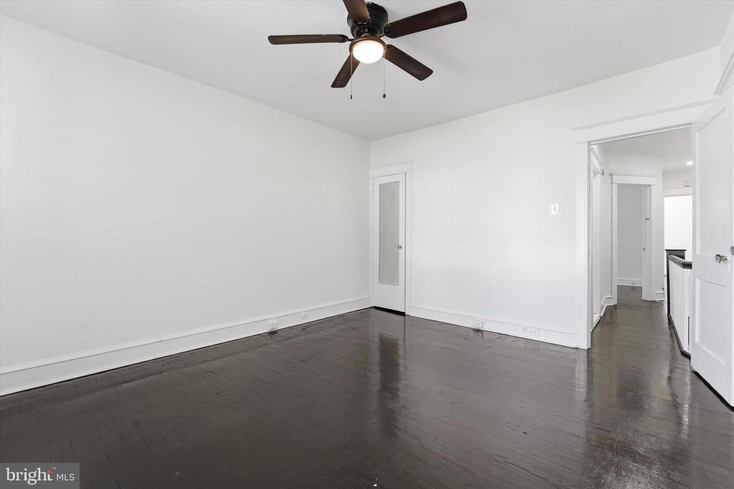 5212 Euclid St Property Photo 14