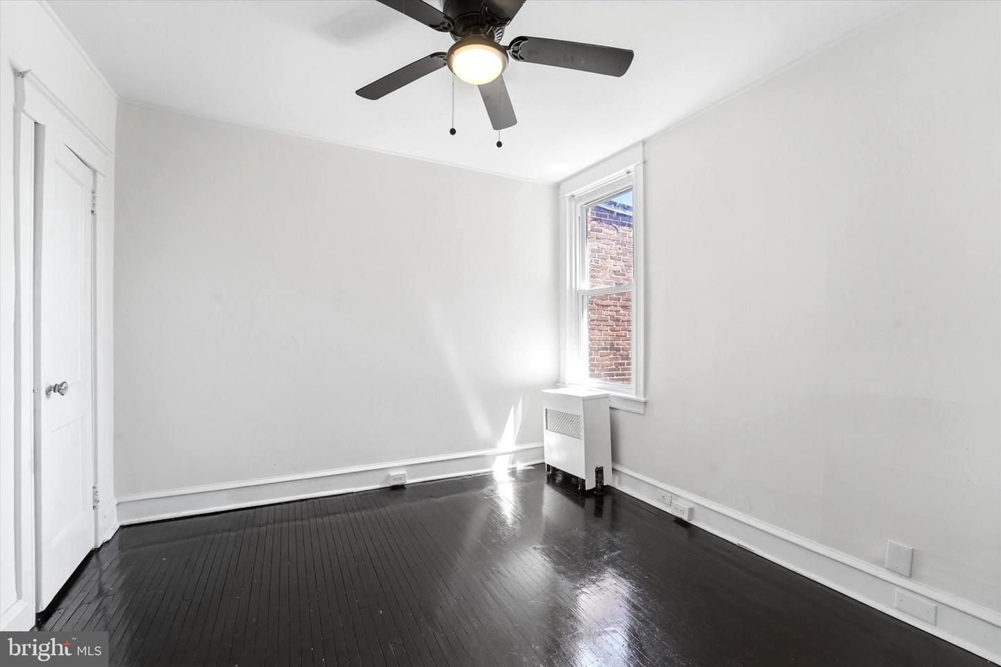 5212 Euclid St Property Photo 17