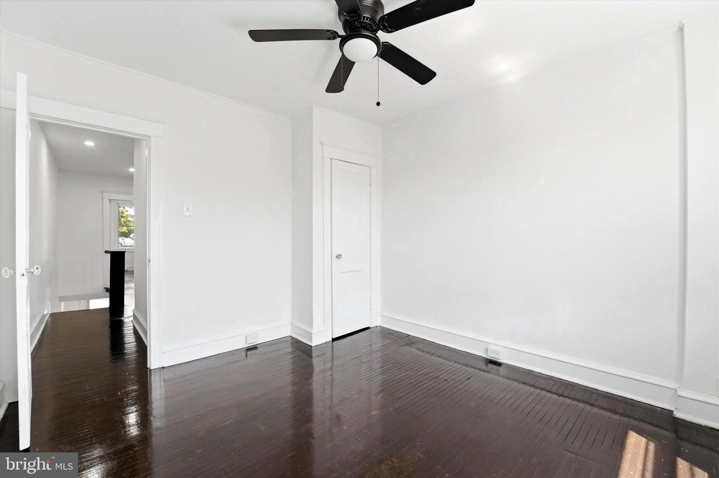 5212 Euclid St Property Photo 21