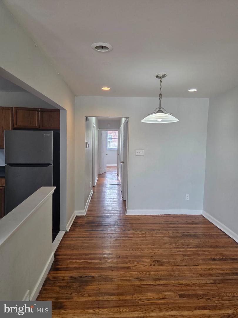 2037 Napfle Ave Property Photo 4
