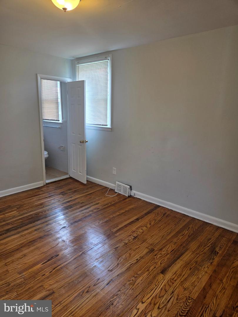 2037 Napfle Ave Property Photo 7