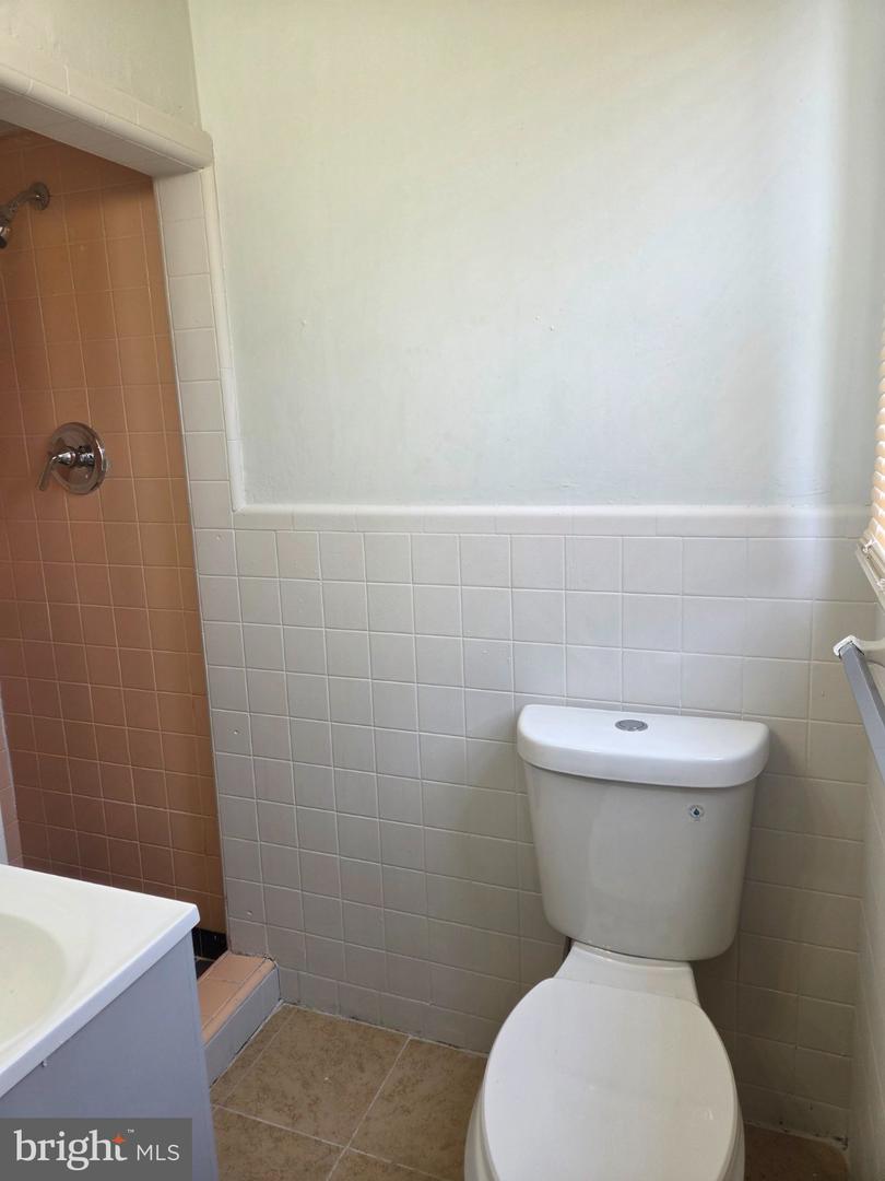 2037 Napfle Ave Property Photo 8