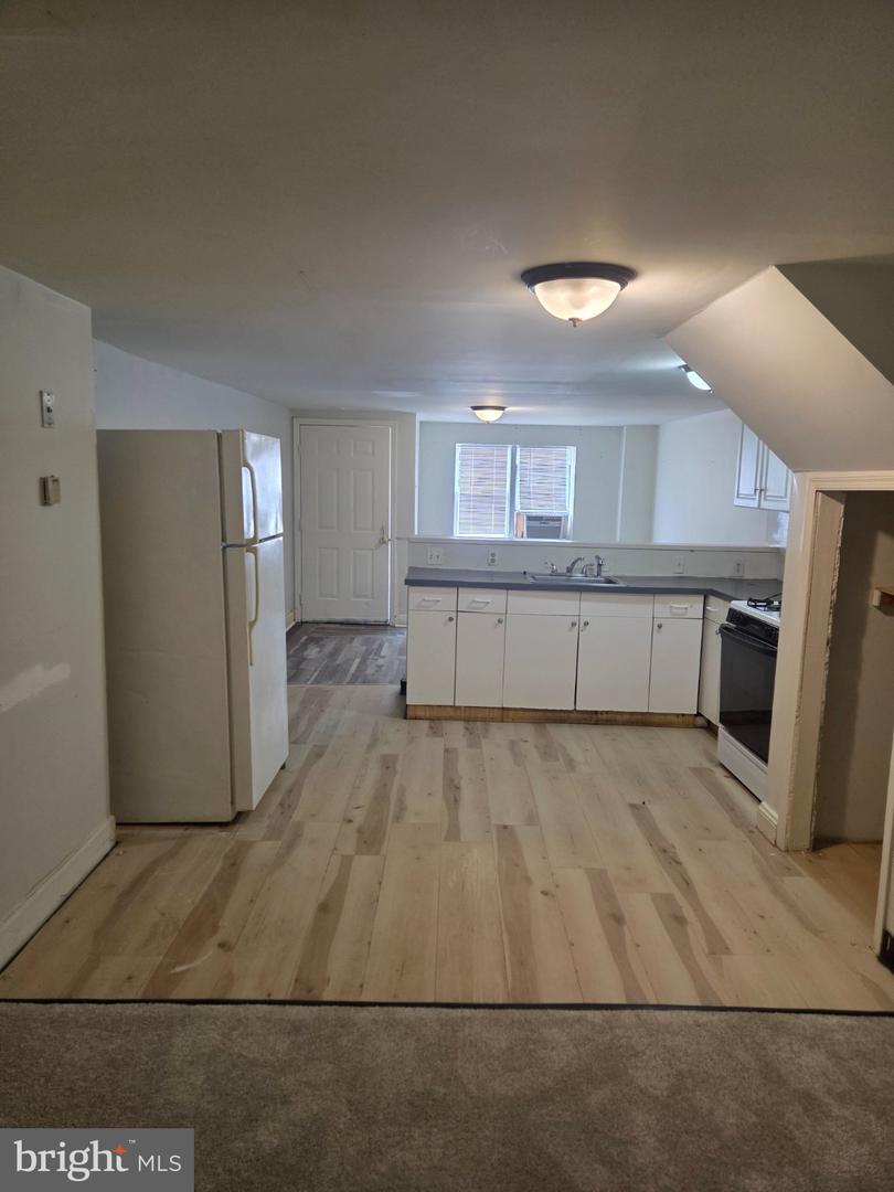2037 Napfle Ave Property Photo 14