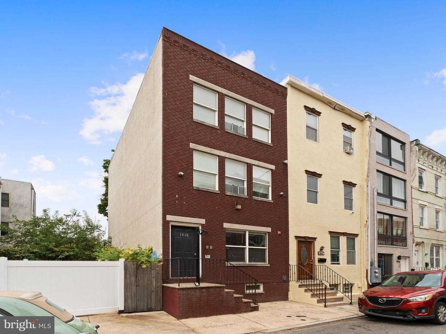 1910 N Gratz St Property Photo 14