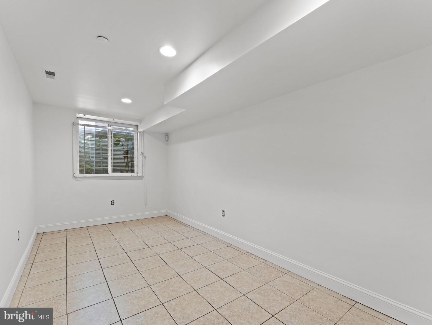 1910 N Gratz St Property Photo 55