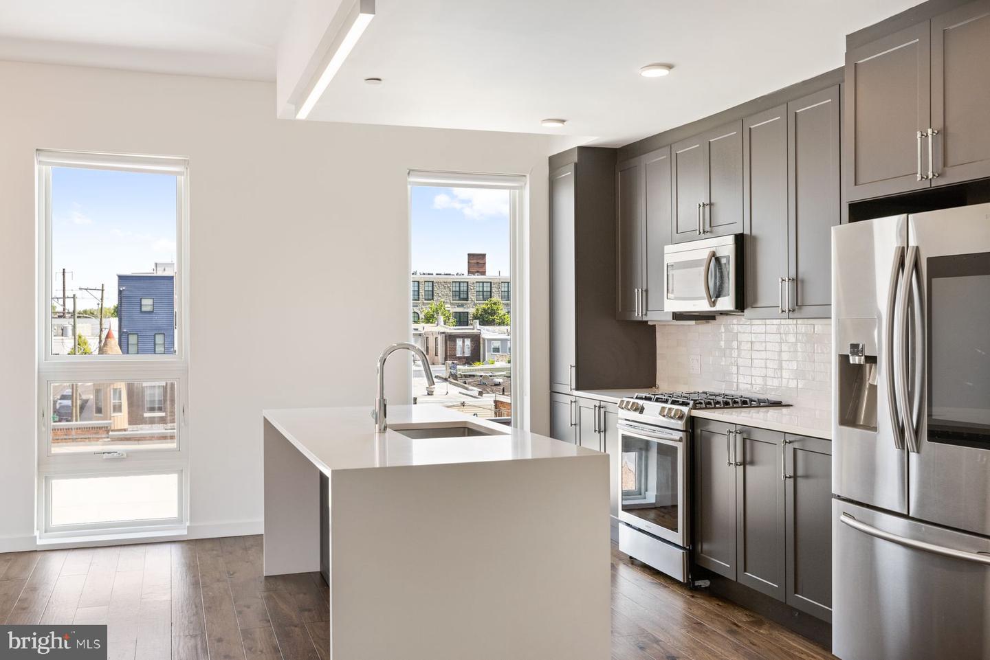 1501 N 31th St #ph4 Property Photo 4