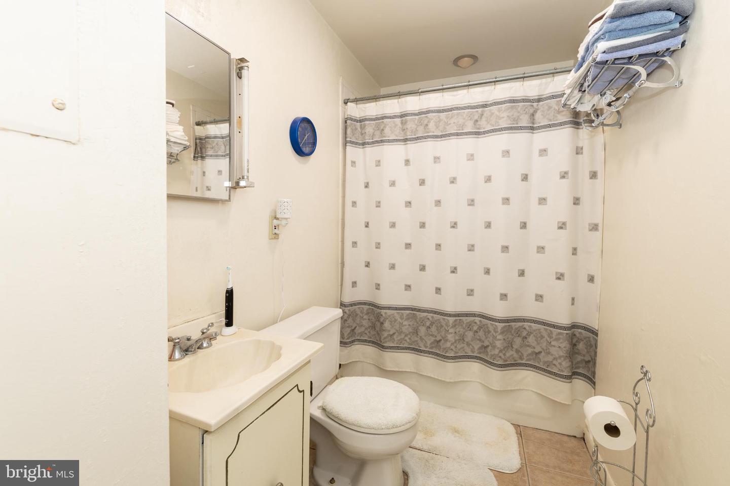 910 Mountain St Property Photo 22