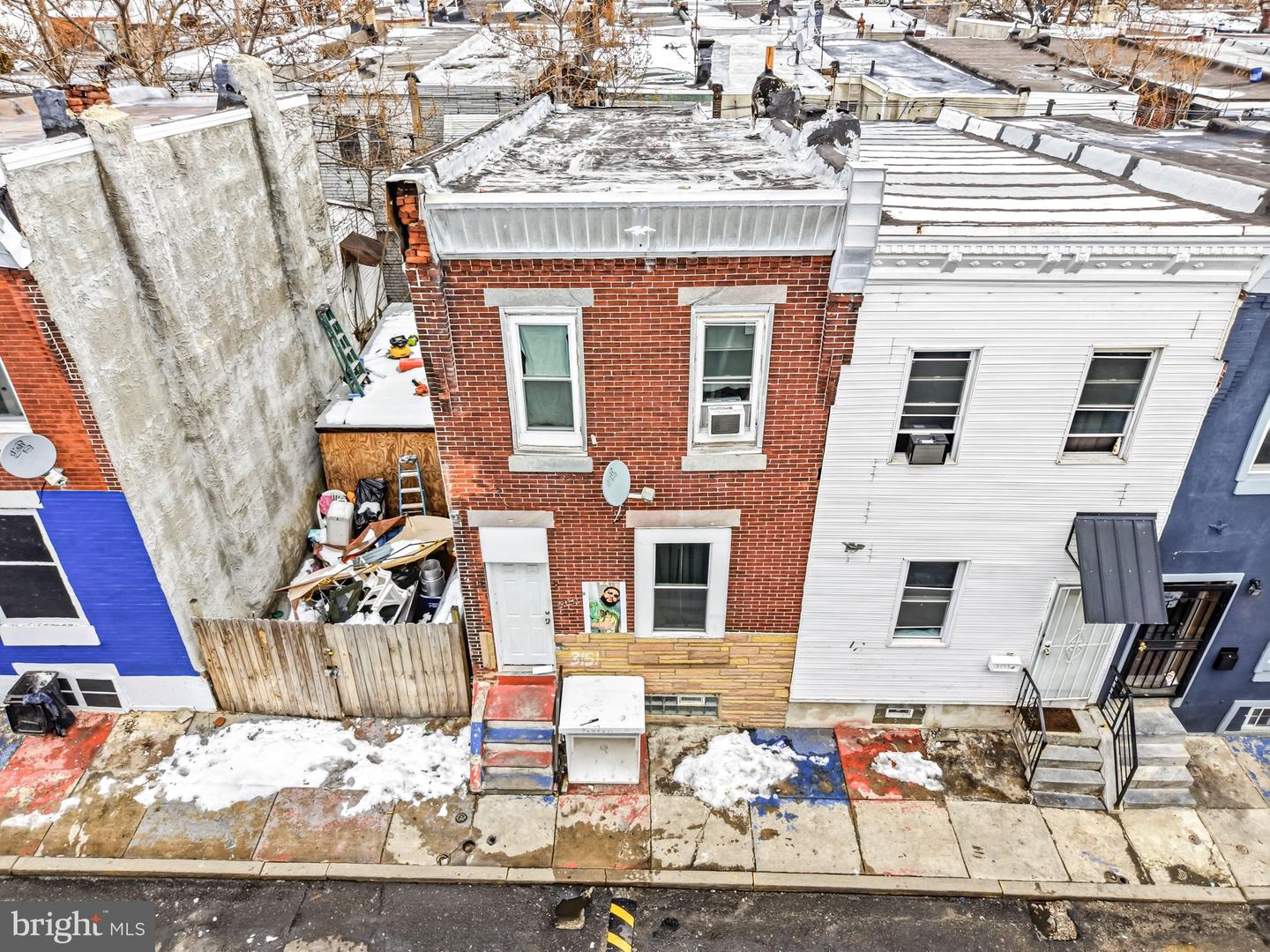 3151 Weymouth St Property Photo 1