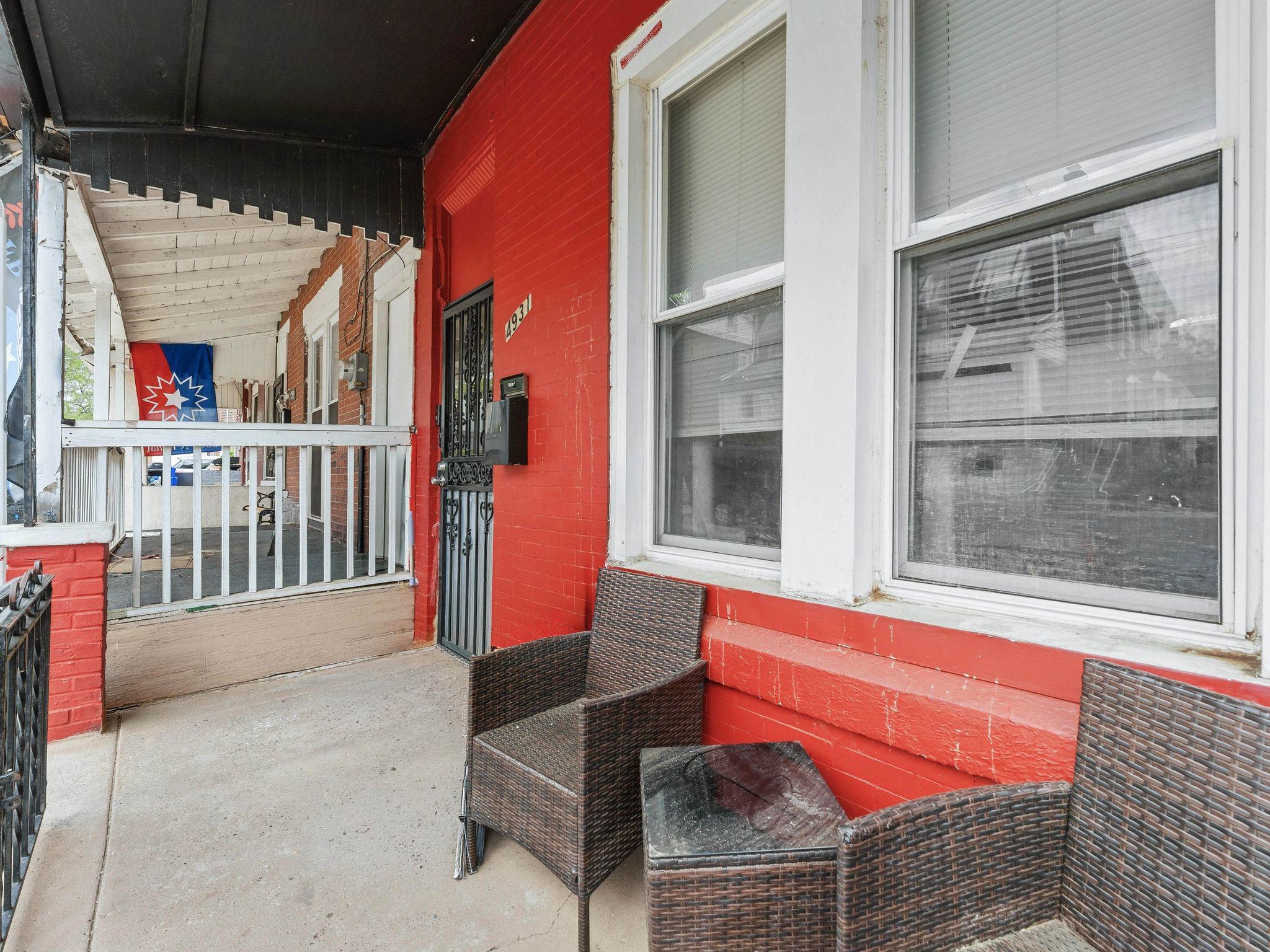 4931 N Uber St Property Photo 2