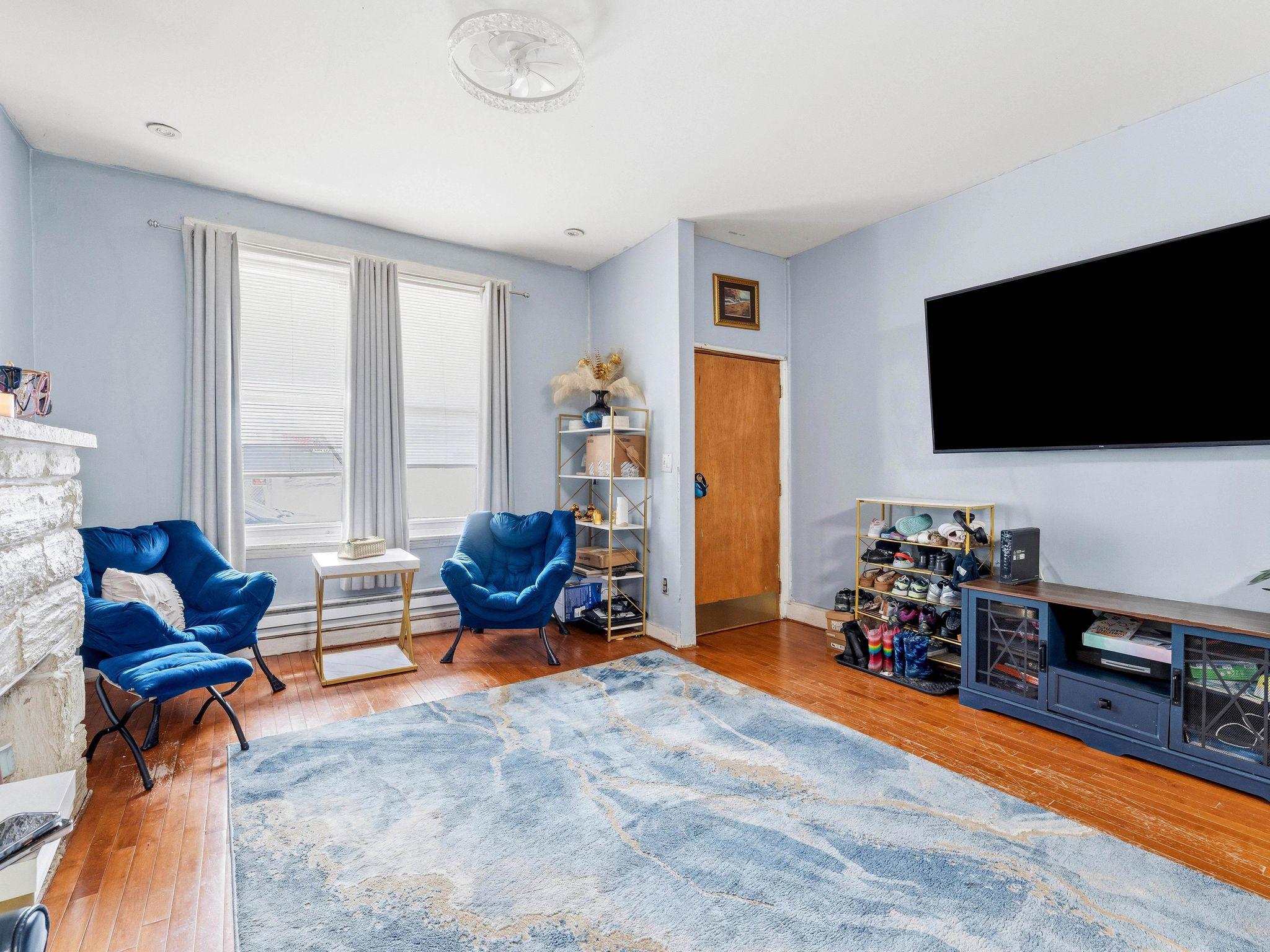 4931 N Uber St Property Photo 4