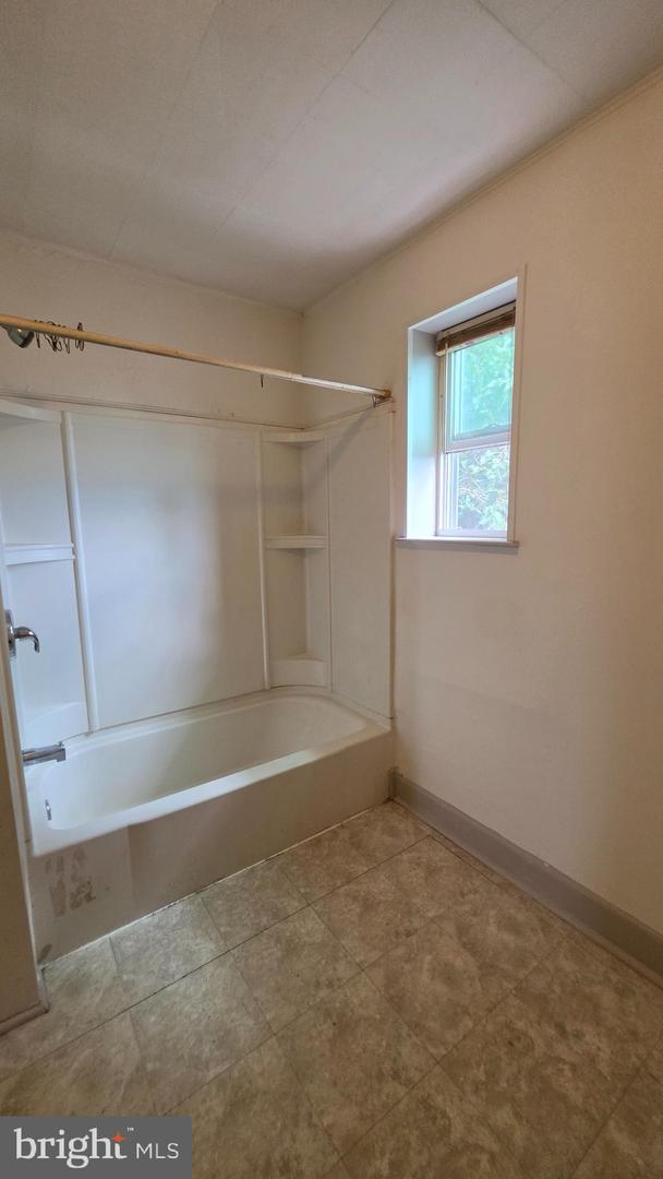 3407 Arbor St Property Photo 10