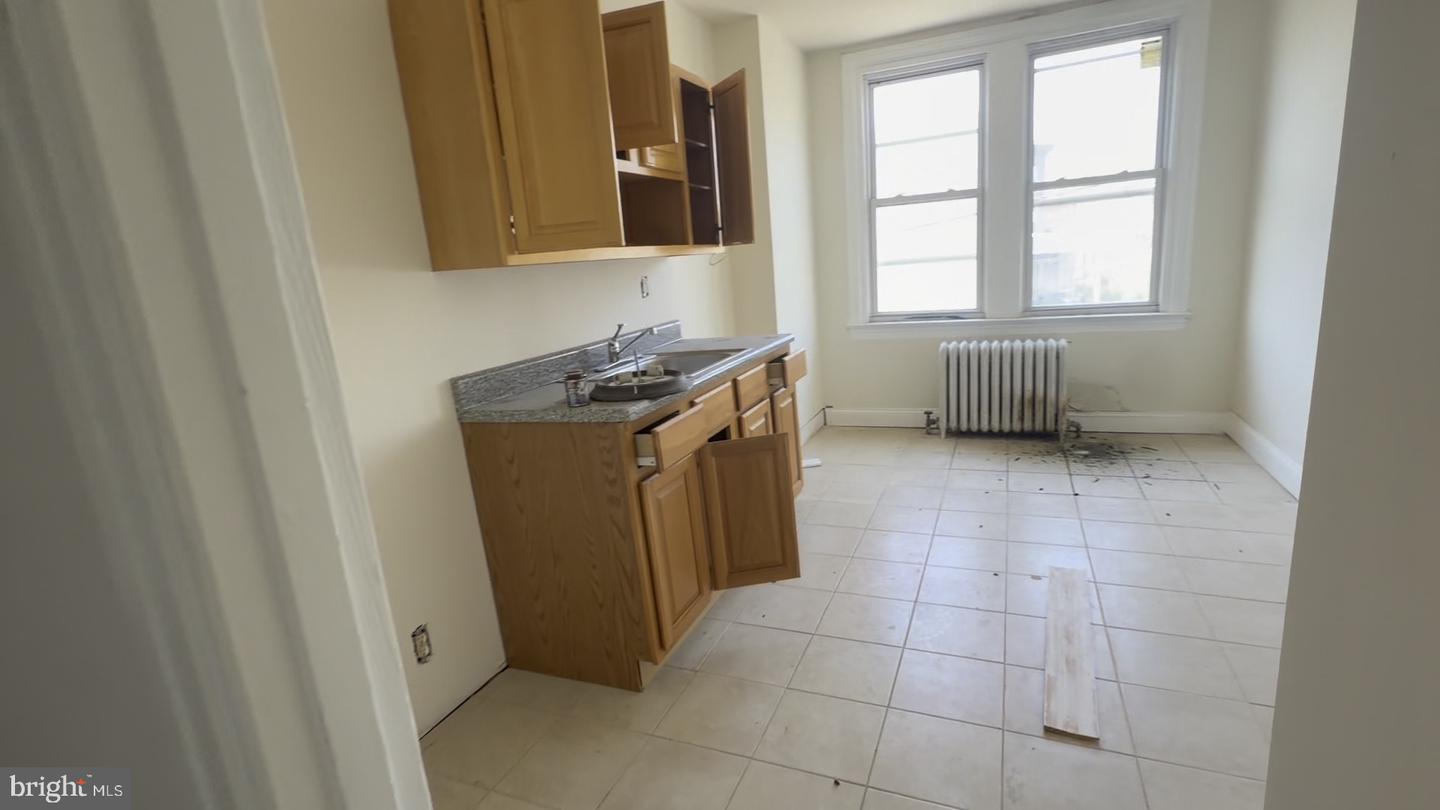 5318 W Girard Ave Property Photo 9
