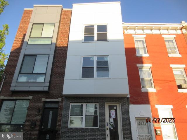 2346 N 3rd St Property Photo 2