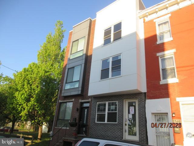 2346 N 3rd St Property Photo 3