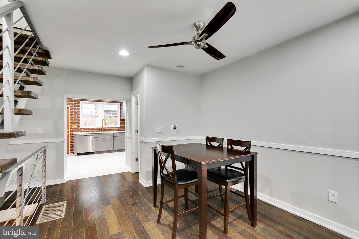 1903 S Warnock St Property Photo 8