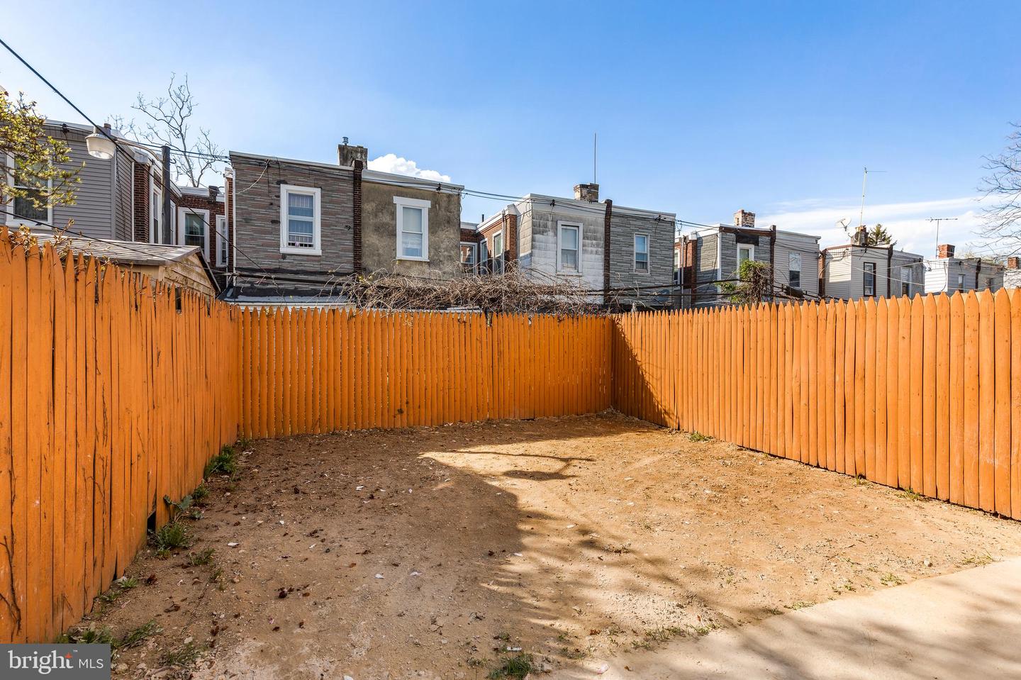 69 E Slocum St Property Photo 19