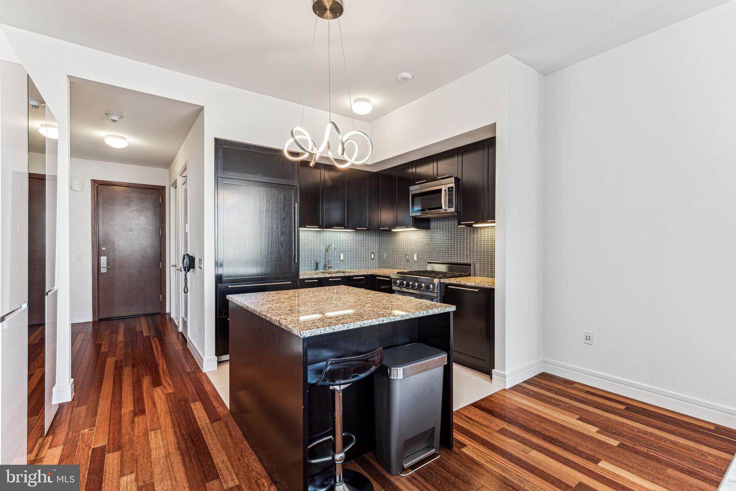 1414 S Penn Sq #34g Property Photo 6