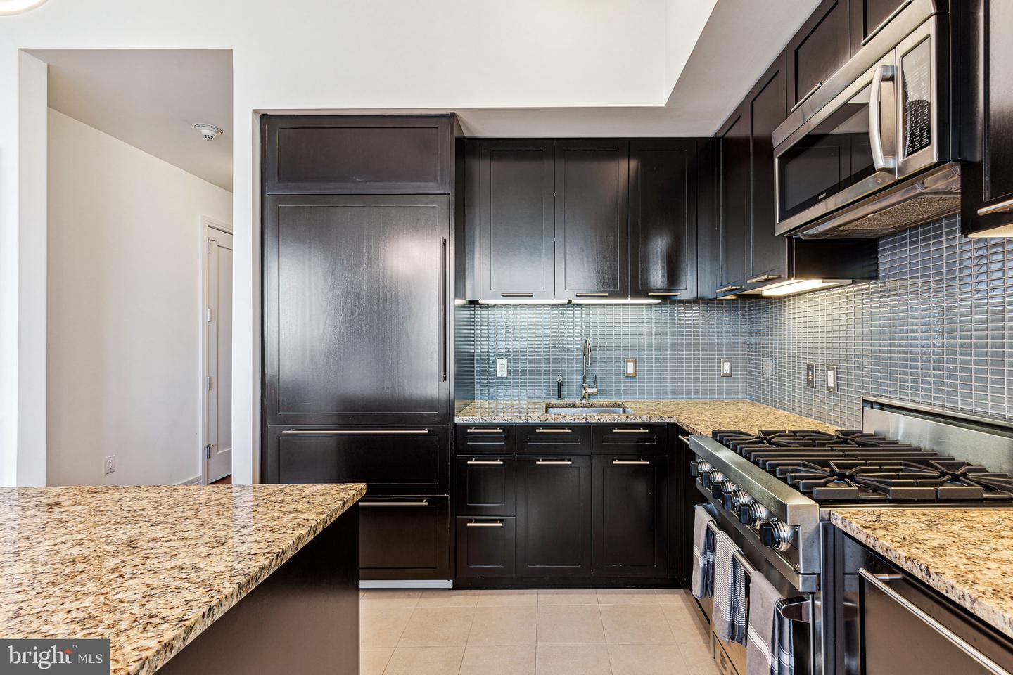 1414 S Penn Sq #34g Property Photo 7