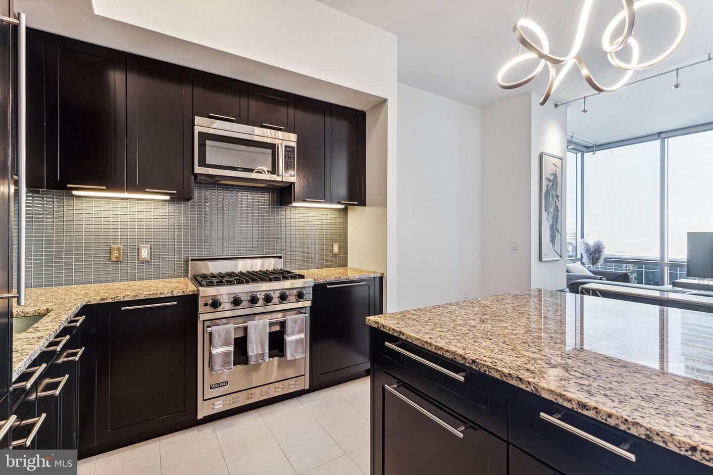 1414 S Penn Sq #34g Property Photo 8