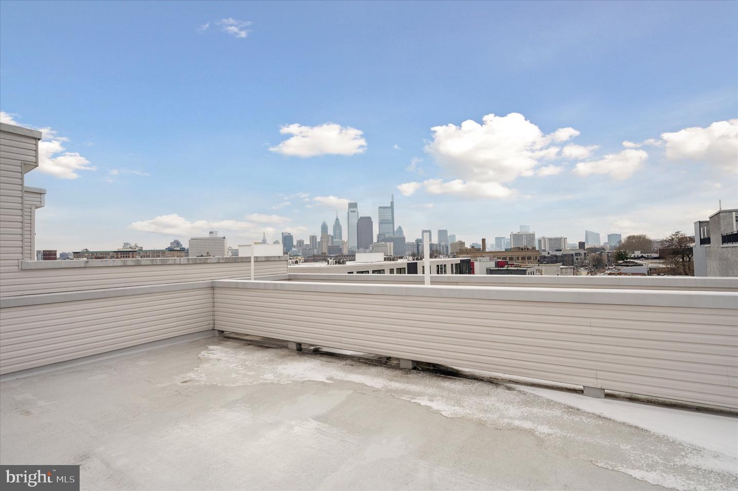 1617-19 Ridge Ave Property Photo 3