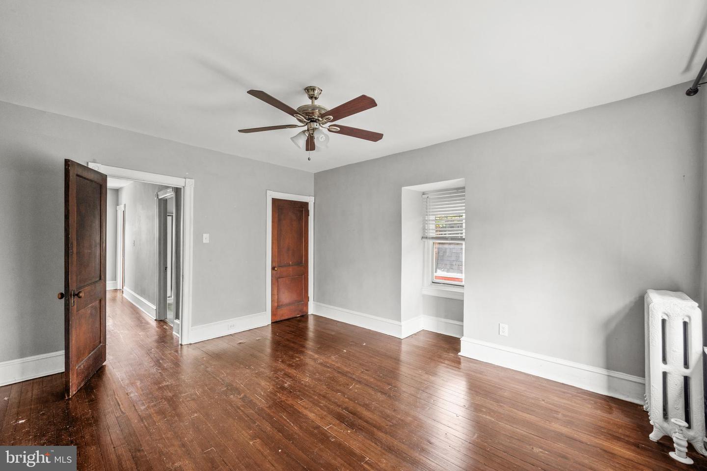 5930 Pulaski Ave Property Photo 33