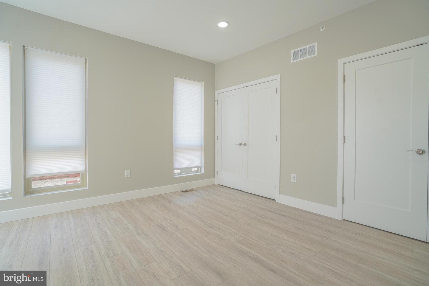 1201 N Taylor Property Photo 19