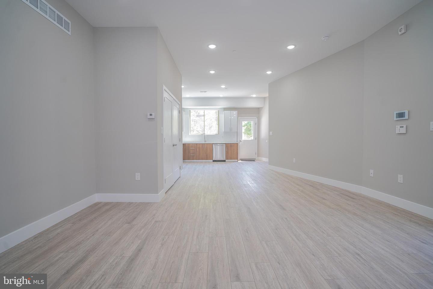 1201 N Taylor Property Photo 31