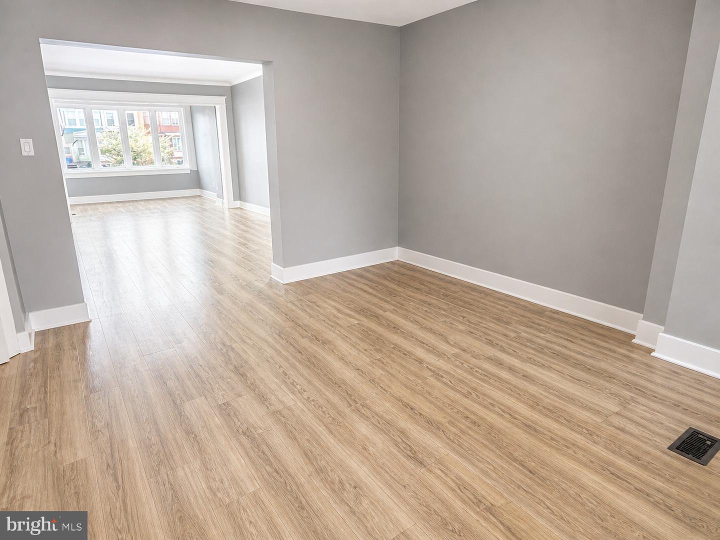 6945 Ogontz Ave Property Photo 10