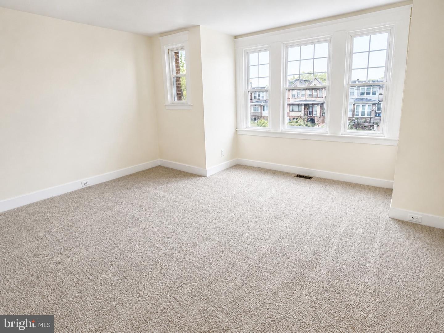 6945 Ogontz Ave Property Photo 18