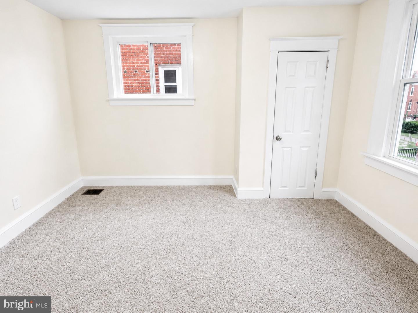 6945 Ogontz Ave Property Photo 19
