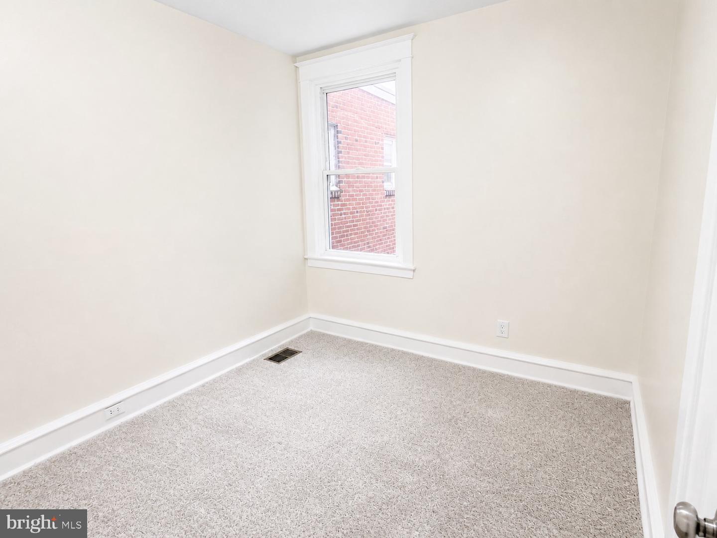 6945 Ogontz Ave Property Photo 20