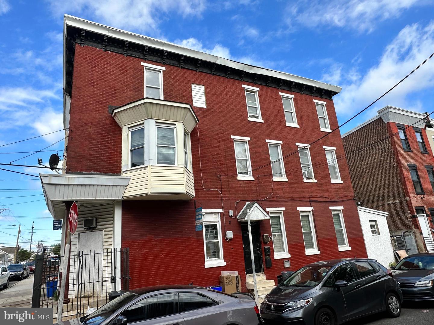 1811 W Montgomery Ave Property Photo 3