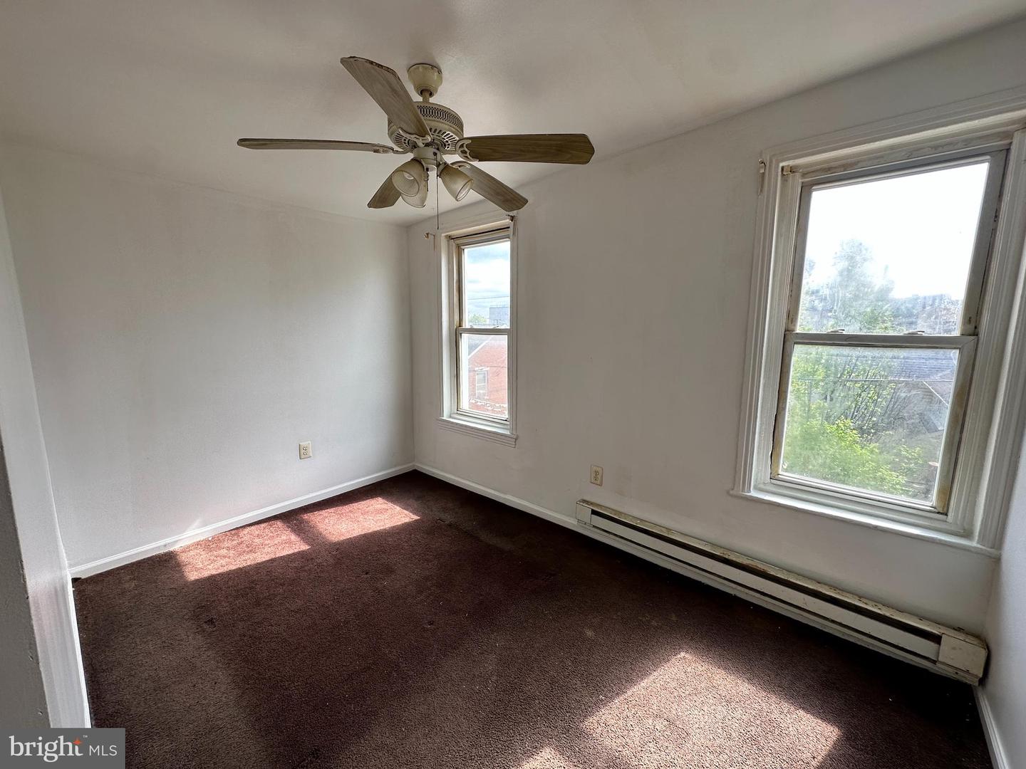 1811 W Montgomery Ave Property Photo 9