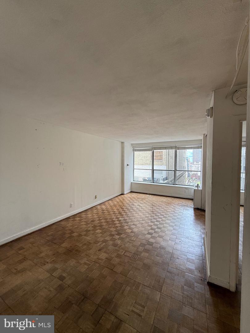 224-30 W Rittenhouse Sq #2317 Property Photo 2